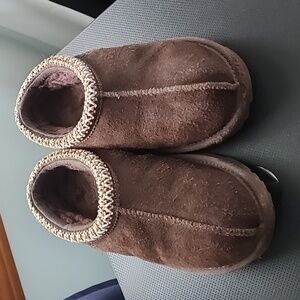 UGG Tasman II Brown Slipper, toddler/little kid Size 12.